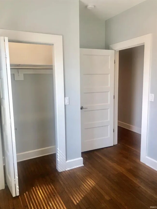 729 E Hunter Ave Unit 2