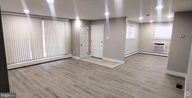 Building Photo - 577 Byberry Rd Rental