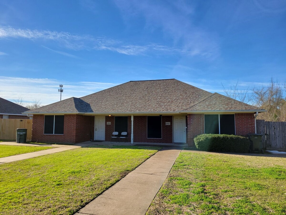 Photo - Bryan, West side - 3 bedroom / 2 bath duplex with fenced in yard.