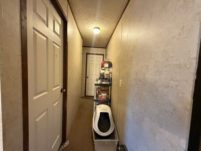 Photo - 1236 N Oaklane Rd