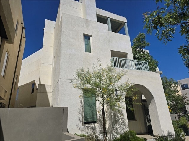 Building Photo - 128 Catalyst Rental