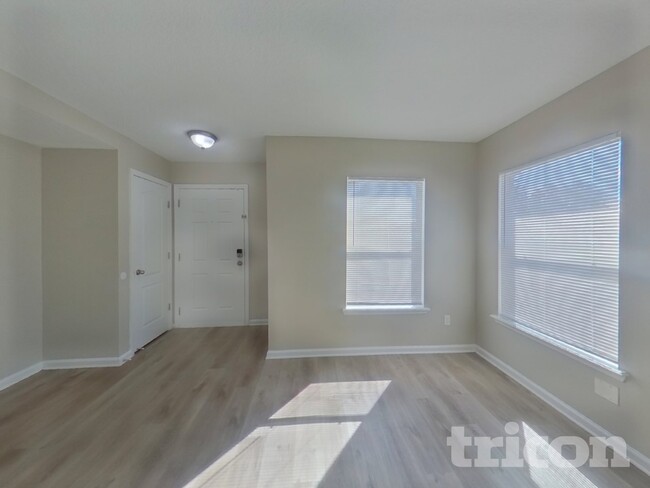 Photo - 76221 Long Pond Loop