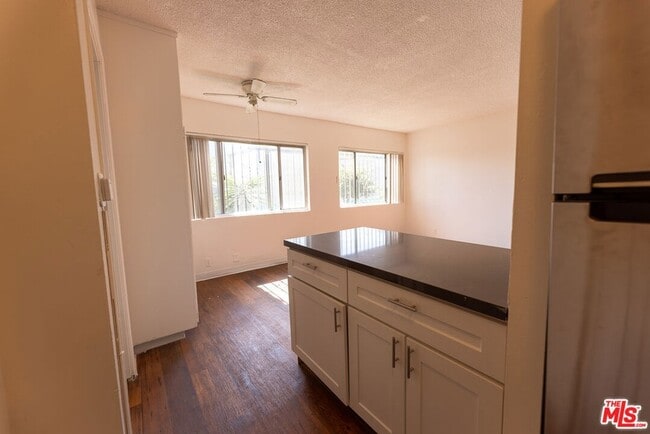 Photo - 275 Lucas Ave