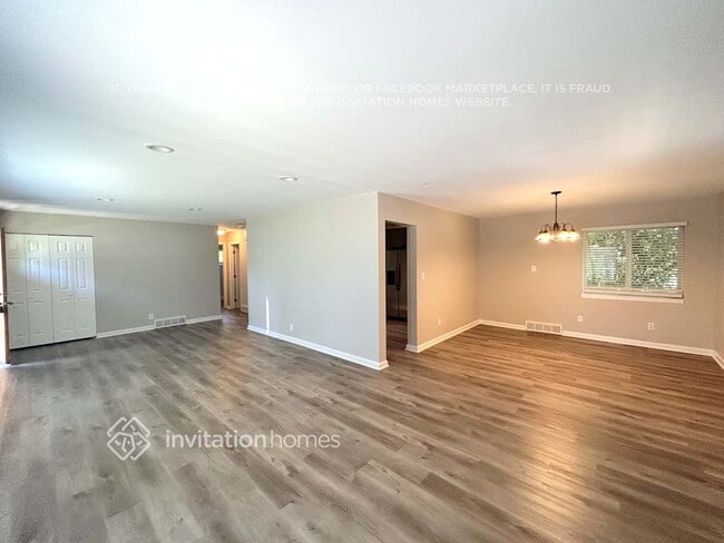 Photo - 8531 Crescent Dr