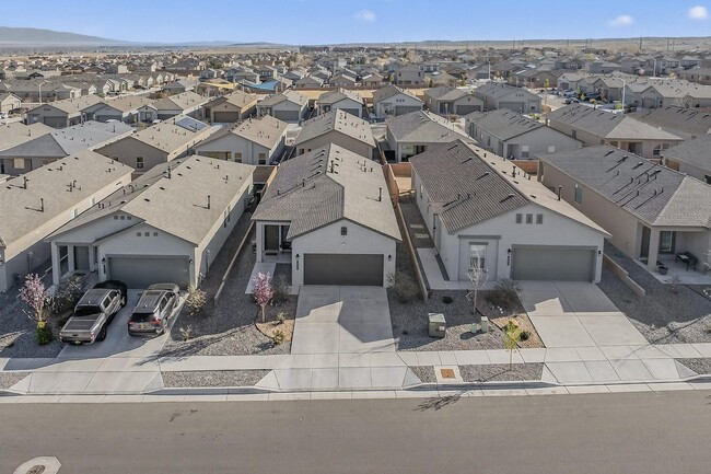 Photo - 10650 Valedon Ln SW