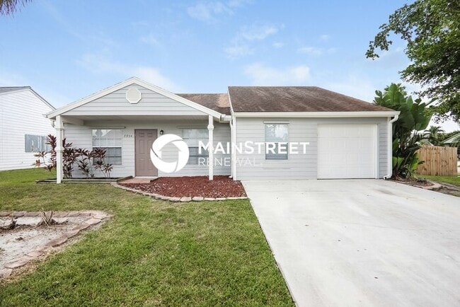 Building Photo - 3 Bedroom Pet-Friendly Home in Lake Worth, FL with Main Street Renewal
