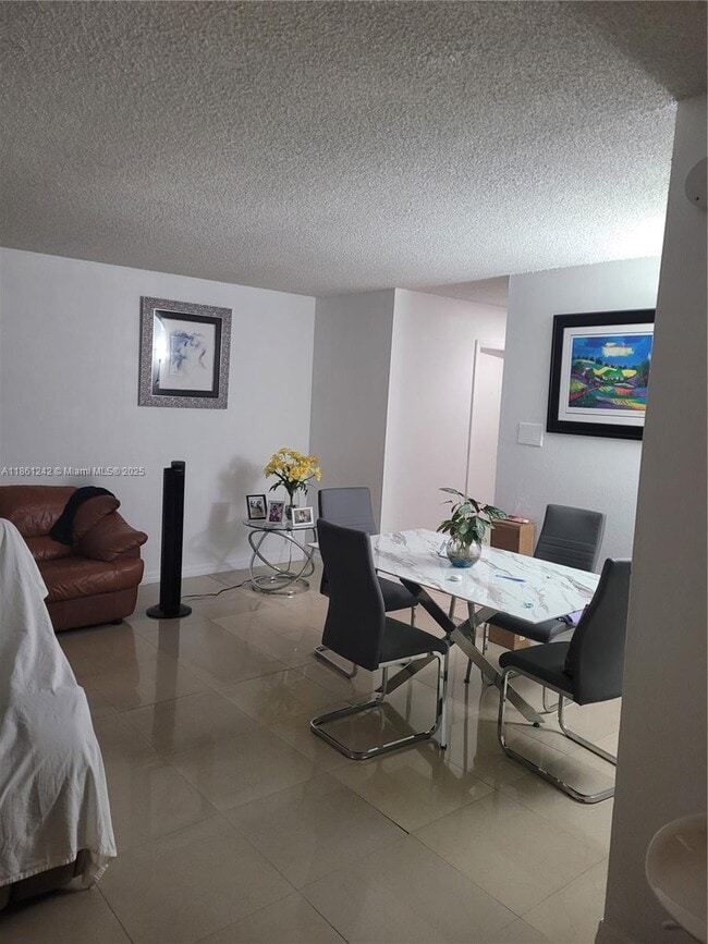 Building Photo - 17911 NW 68th Ave Unit M201 Rental