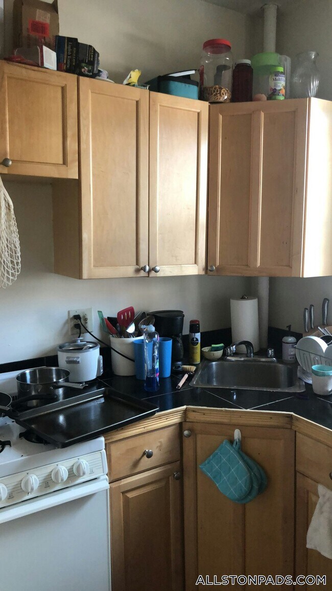 1185 Commonwealth Ave Unit 9