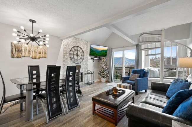 Building Photo - 1260 Ski View Dr Unit ID1268114P Rental