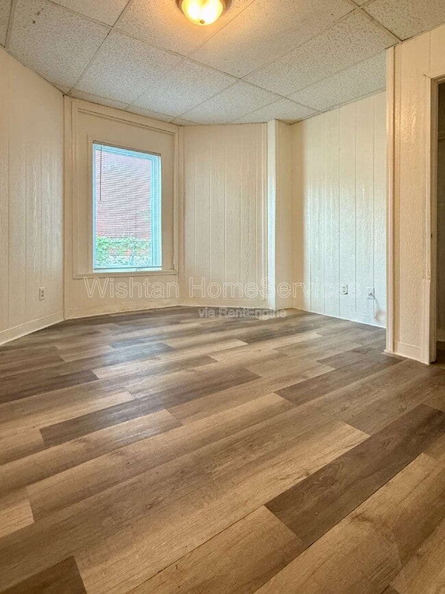 Photo - 636 Payson Ave
