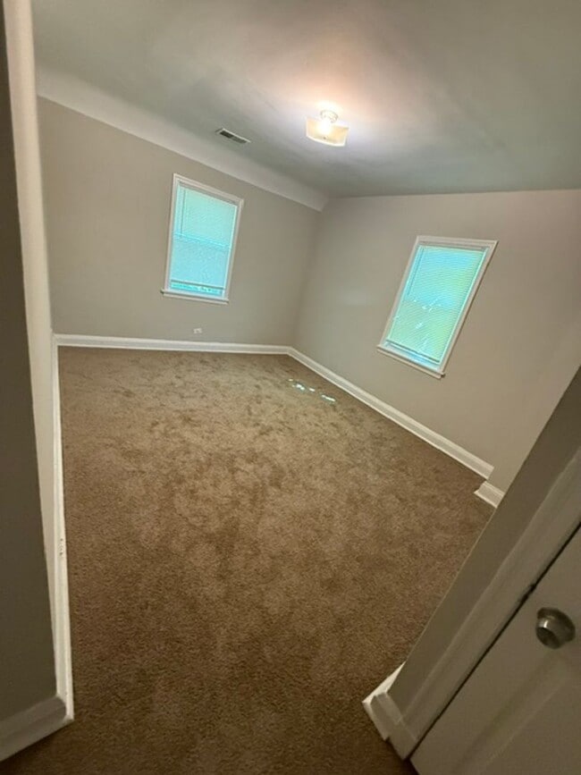 Photo - Spacious Home for Rent! W/D! Partially Finished Basement! Available Now!