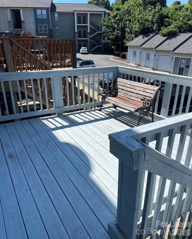 Photo - 113 Steam Engine Dr Unit #207