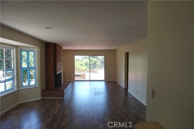 Photo - 2110 Skyline Dr