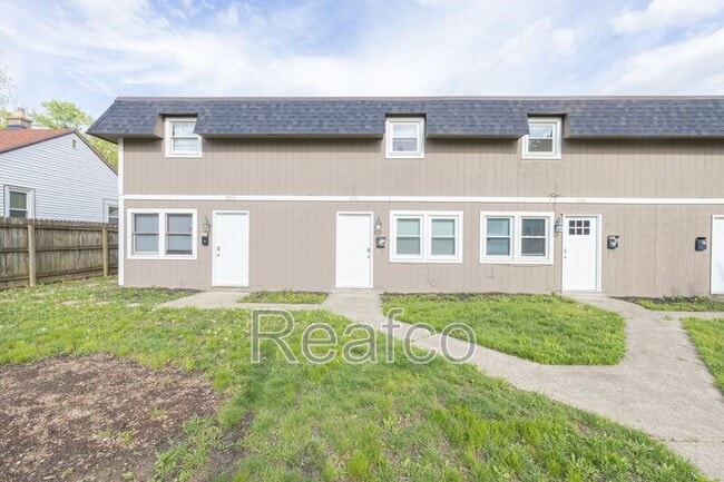 Photo - 3090 Grasmere Ave House