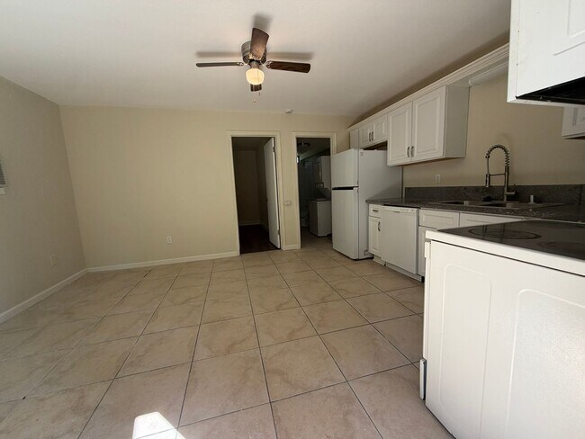 Photo - 535 N Harbor Blvd Unit C