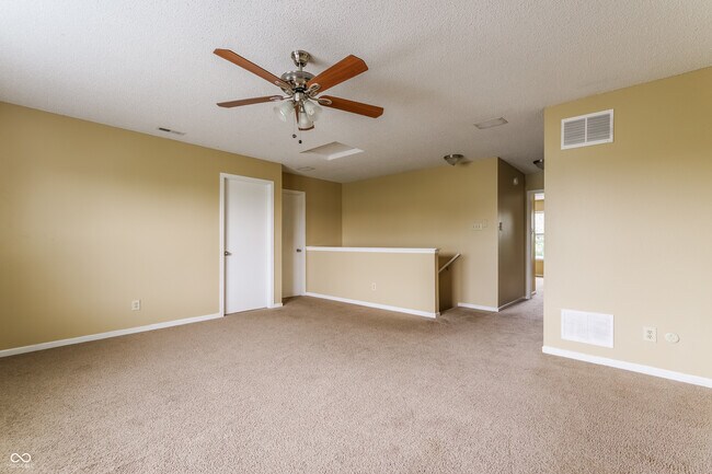 Photo - 1849 Southernwood Ln