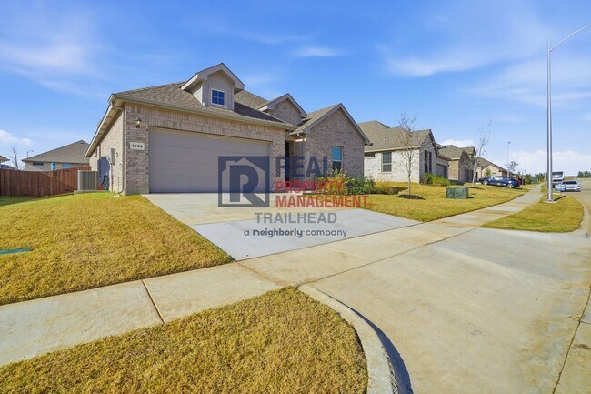 Photo - Inviting 4-Bedroom Layout with Flexible Living Areas