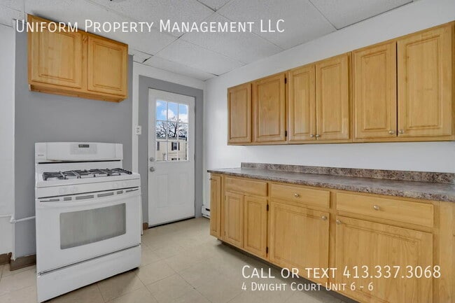Photo - 4 Dwight Ct Unit 6