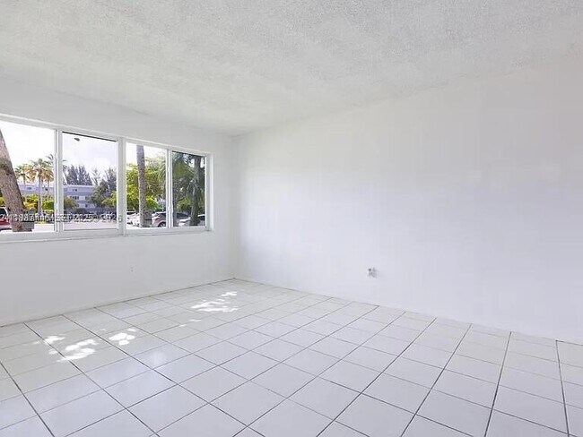 Photo - 14850 Naranja Lakes Blvd Unit B1B