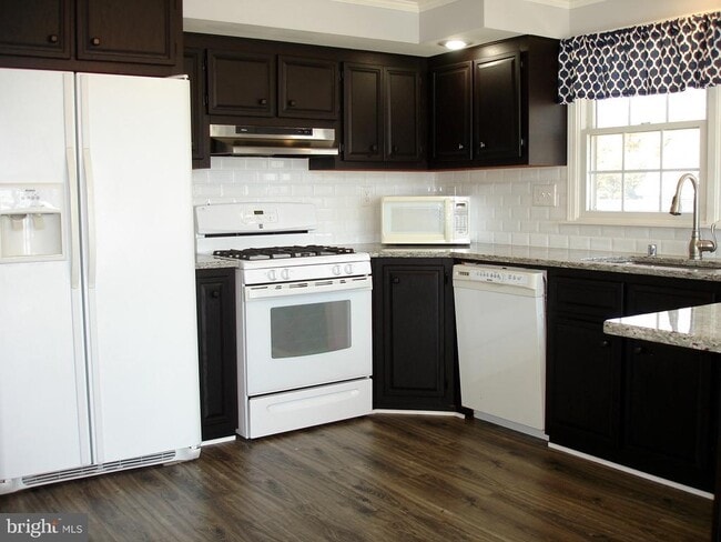 Photo - 1219 Bayside Rd