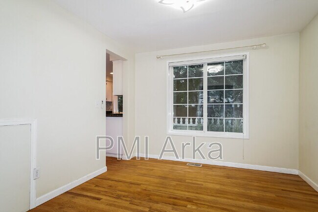 Photo - 2451 238th Pl NE