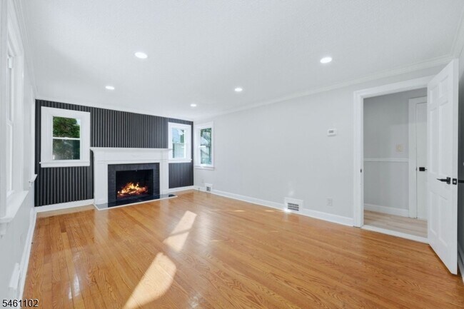 271 Fuller Terrace