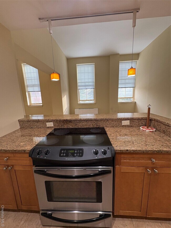 Photo - 1701 Crompond Rd