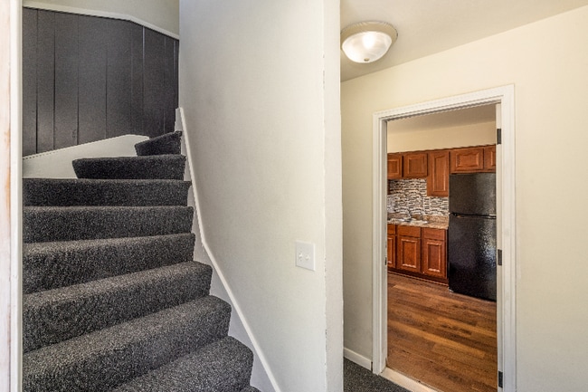 Photo - 5823 N 65th St Unit Upper