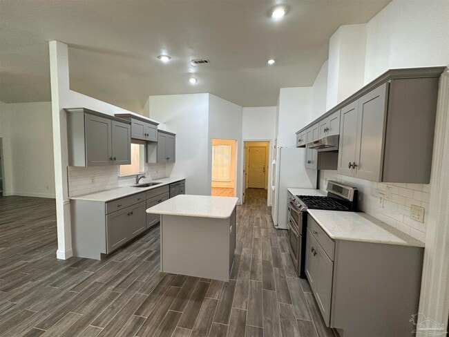 Photo - 1067 Oak View Dr