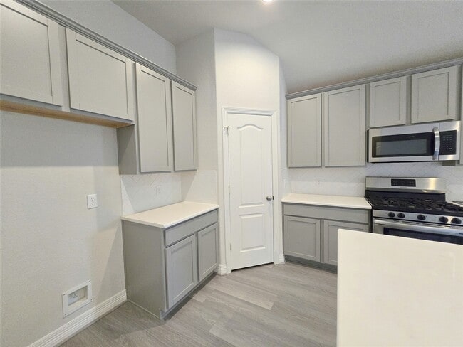 Photo - 3327 Avary River Ln