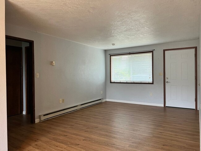 Building Photo - OWN900 Unit 1525 DOWNING DR