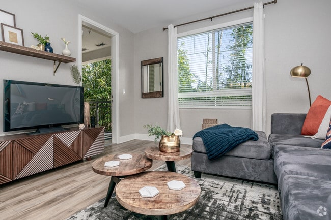2HAB, 2BA - 983 ft²