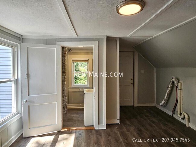 Photo - 27 Elm St Unit 2