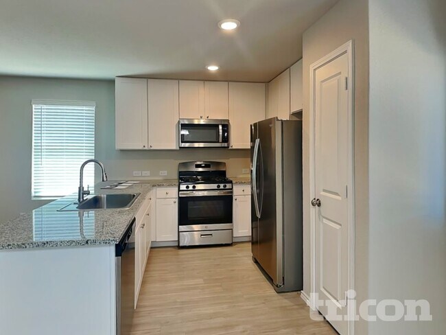 Photo - 13240 Rosemary Cove