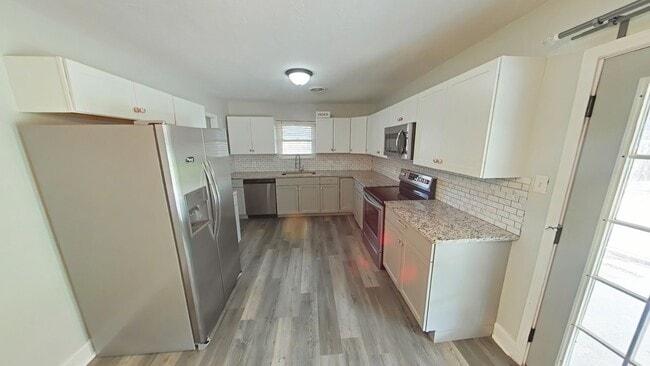 Photo - 13 NW 58th St