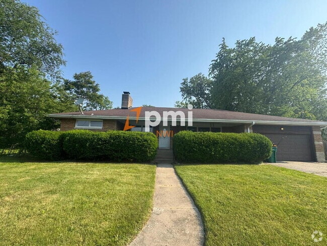Building Photo - 330 E 69th Pl Rental