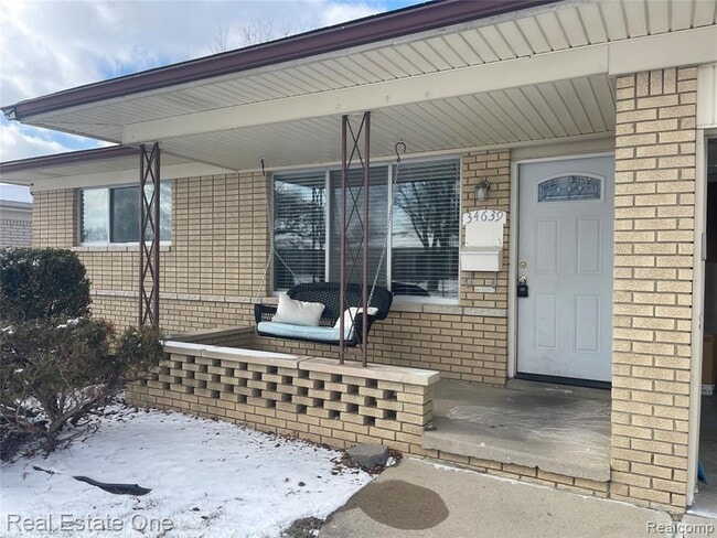 Photo - 34639 Richard O Dr