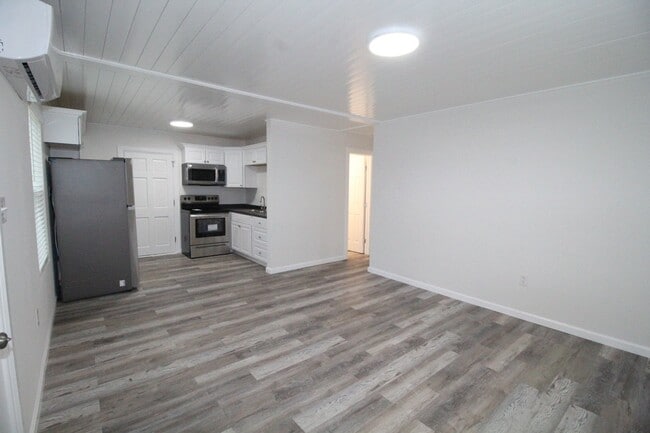 Photo - Stylishly Updated 2BR Home in Central Pensacola - Ready Now