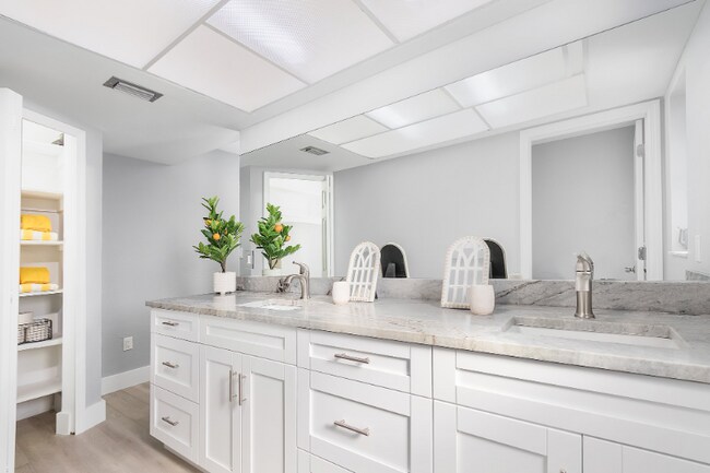 Photo - 1047 SE 30th Terrace