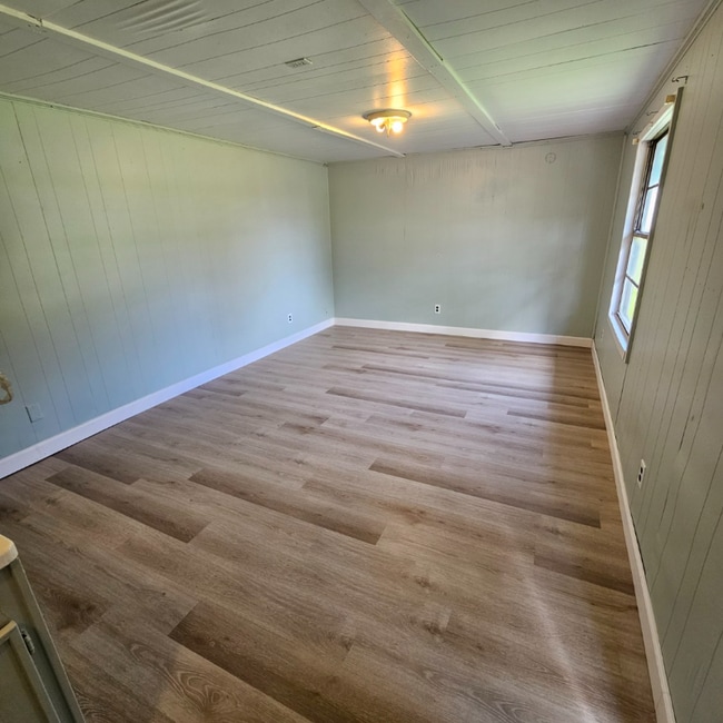 Building Photo - 2764 TX-327 Rental