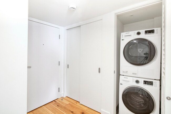 Photo - 3460 Rue Peel Unit 806