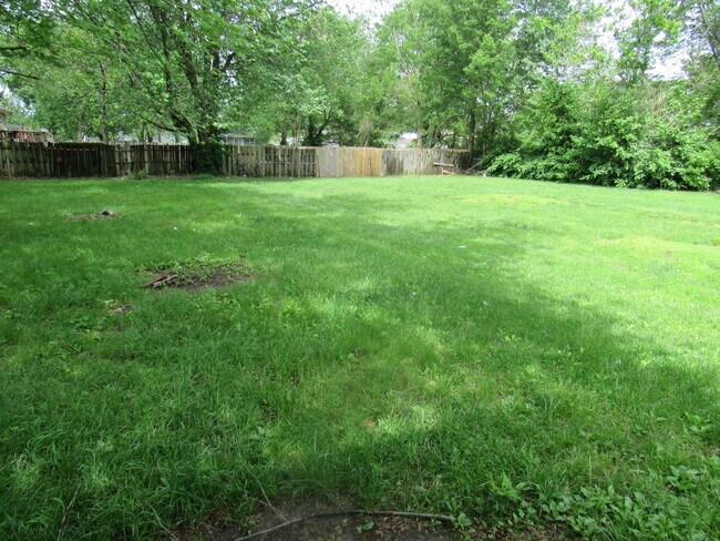 Photo - 529 S Olive St