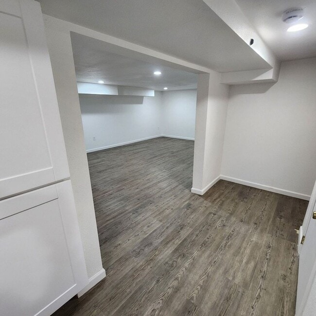 Photo - 2108 Laurel Unit B Lower