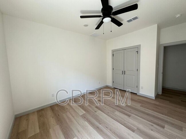 Photo - 2113 20th St