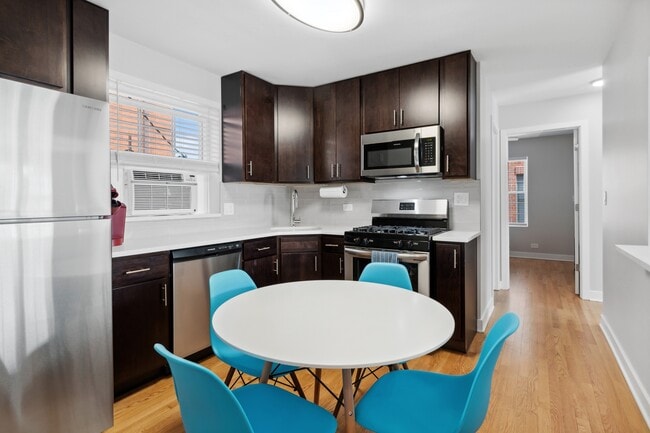 Photo - 136 Ridge Ave Unidad 2