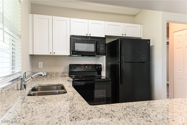 Building Photo - 639 NE Juanita Pl Rental