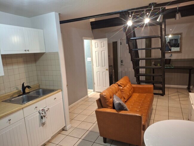 Photo - 1826 N 7th Ave