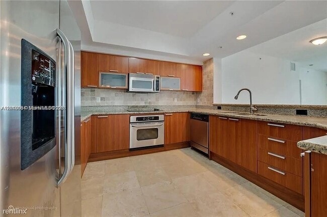 Photo - 14951 Royal Oaks Ln Unit 1908