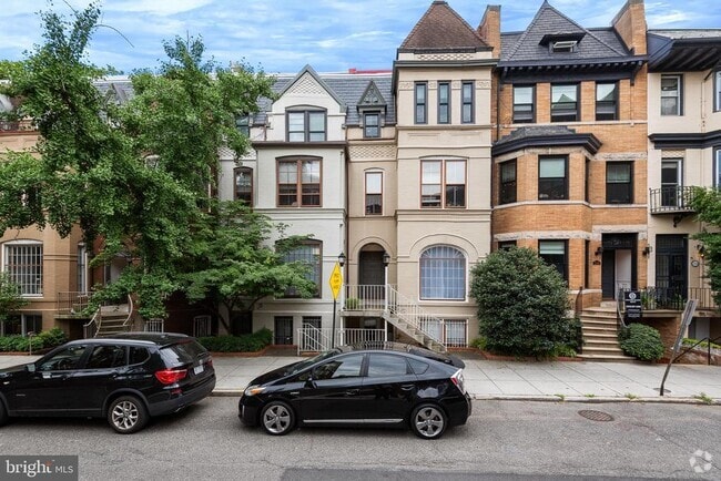Building Photo - 1756 Corcoran St NW Rental
