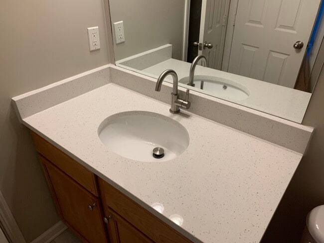 Photo - 2170 Del Lago Cir NW